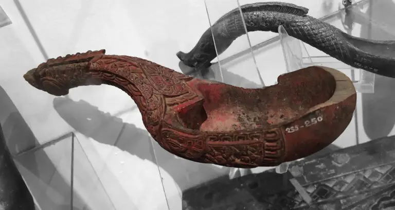 Cuillere-angkor-musee-national-phnom-penh-cambodge